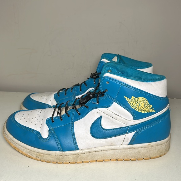 Air Jordan 1 Mid GS Aqua tone Blue and White Sneakers - Picture 3 of 7